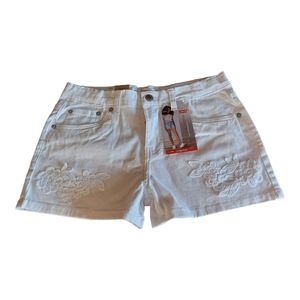 Levi's girlfriends Short White Floral crochet designed